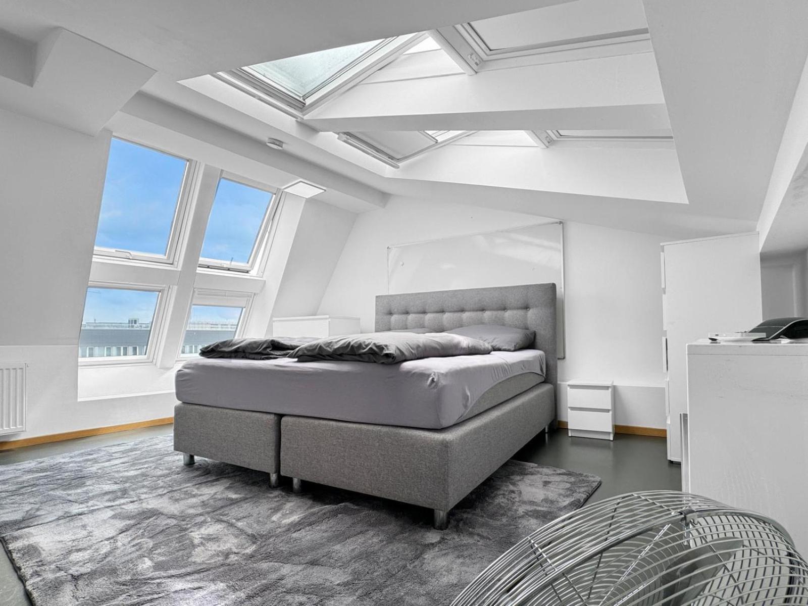 6 Zimmer Maisonette-Penthouse Pool Dachterrasse Luxus Munich Exterior photo